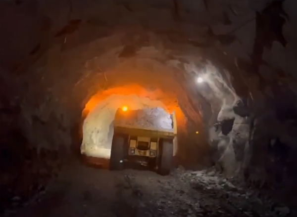 Underground Dump Truck