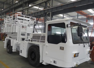 Underground Service Vehicle (Chassis+Scissor Lift)