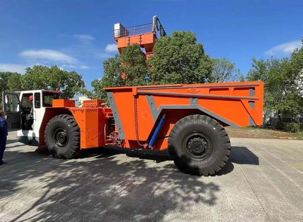 Underground Dump Truck